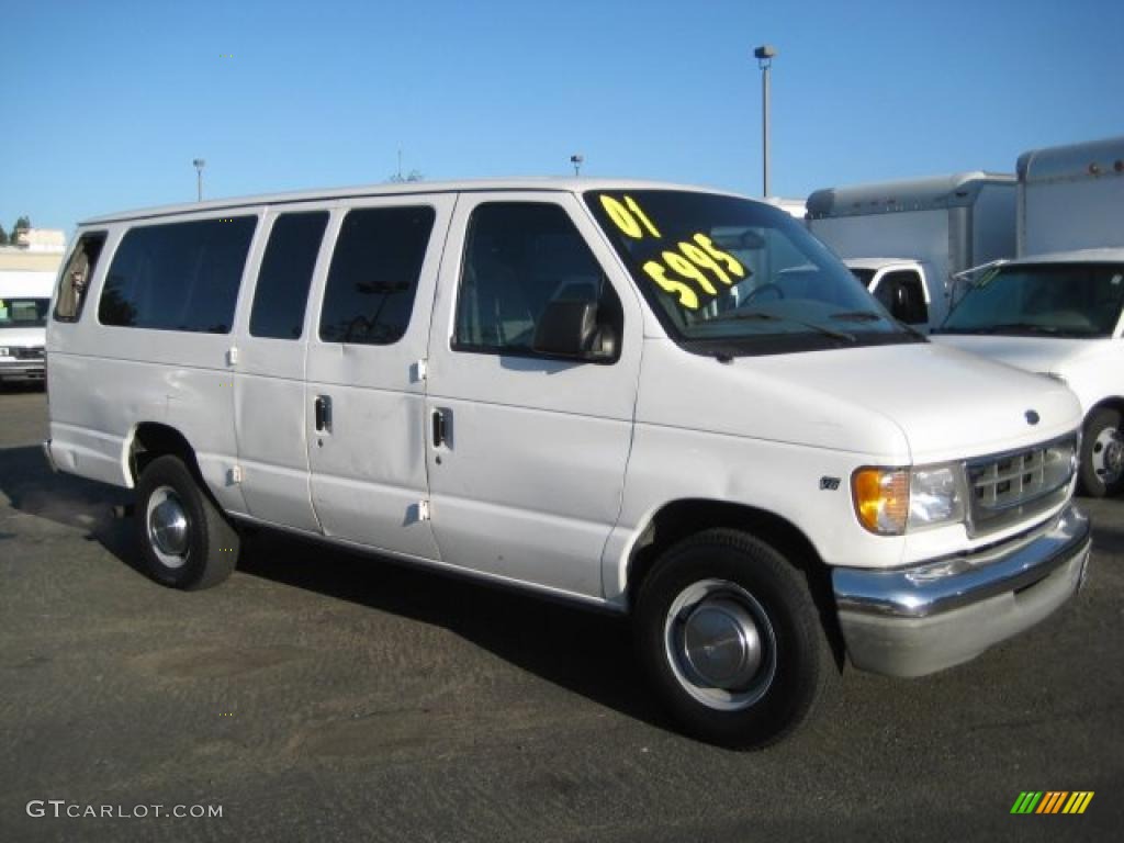 2001 E Series Van E350 Super Duty Passenger Extended - Oxford White / Medium Graphite photo #1