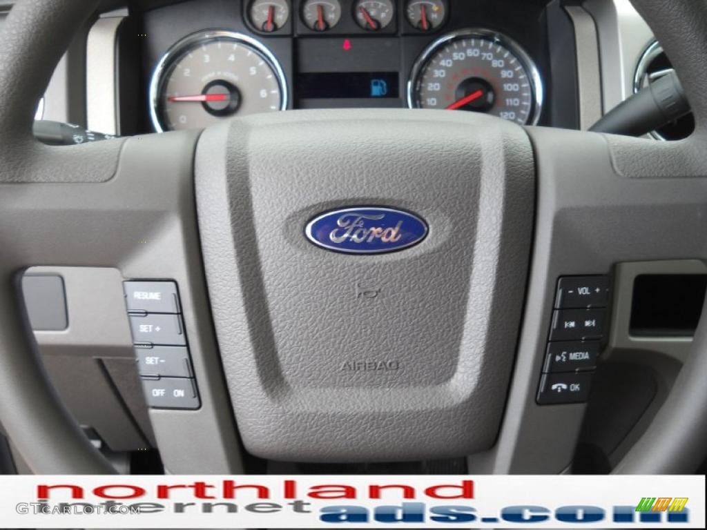 2010 F150 XLT SuperCrew 4x4 - Ingot Silver Metallic / Medium Stone photo #19