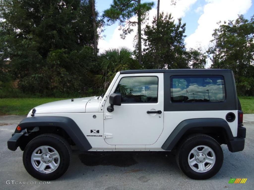 Stone White 2008 Jeep Wrangler X 4x4 Right Hand Drive Exterior Photo #36128526
