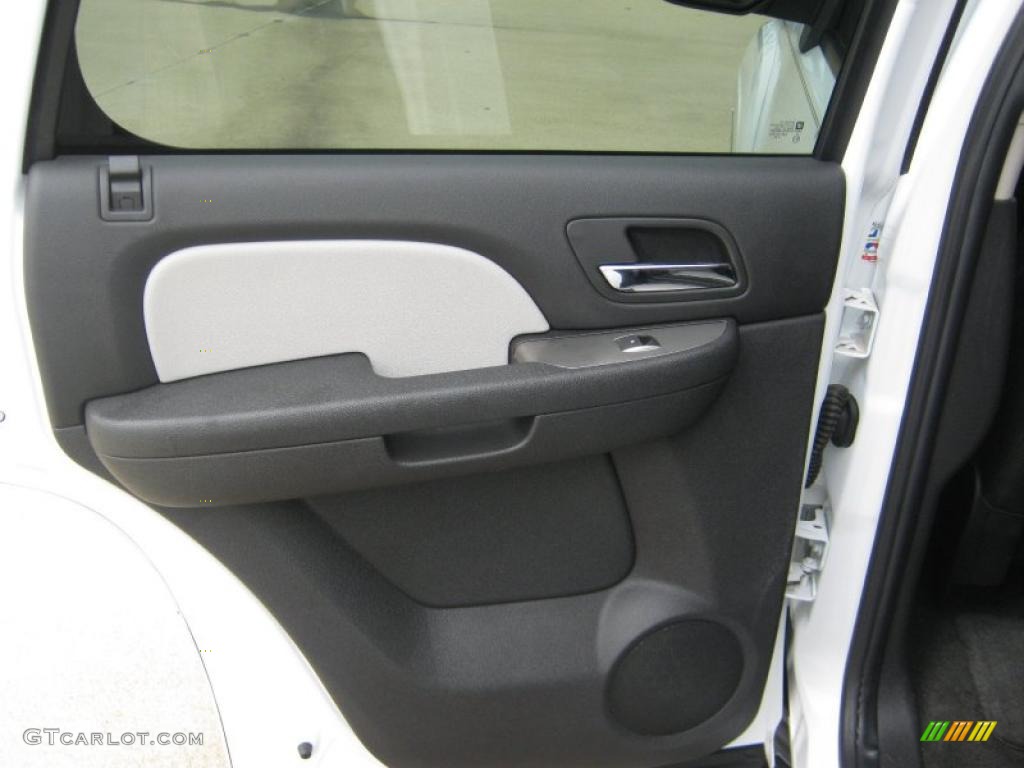 2007 Tahoe Z71 4x4 - Summit White / Light Titanium/Ebony photo #20