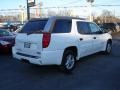 Summit White - Envoy XUV SLE 4x4 Photo No. 4