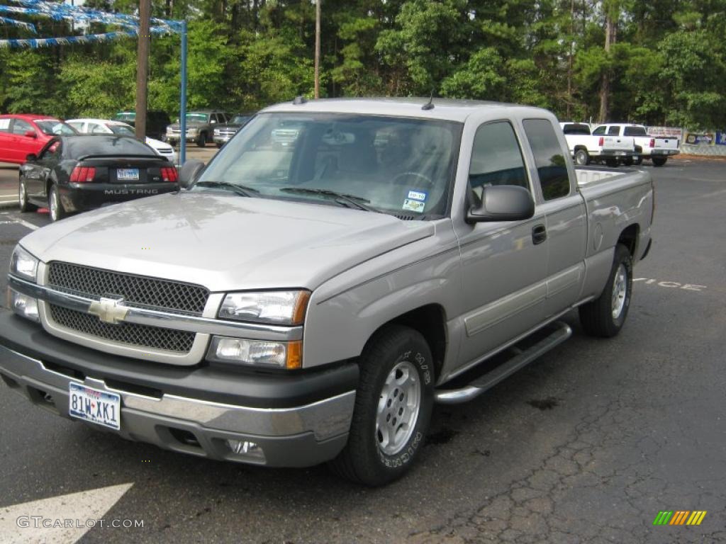 2004 Silverado 1500 LS Extended Cab - Silver Birch Metallic / Dark Charcoal photo #1