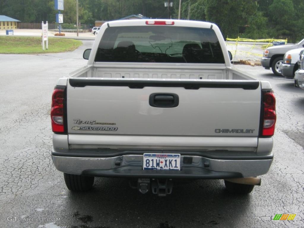 2004 Silverado 1500 LS Extended Cab - Silver Birch Metallic / Dark Charcoal photo #4