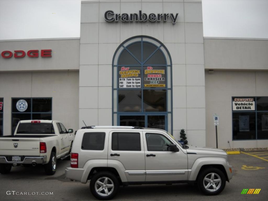 2008 Liberty Limited 4x4 - Light Graystone Pearl / Pastel Slate Gray photo #1