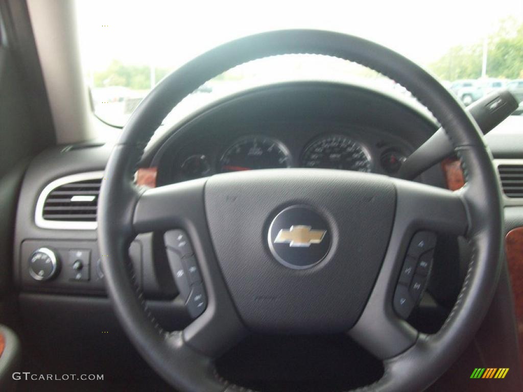 2007 Avalanche LTZ 4WD - Summit White / Ebony photo #23