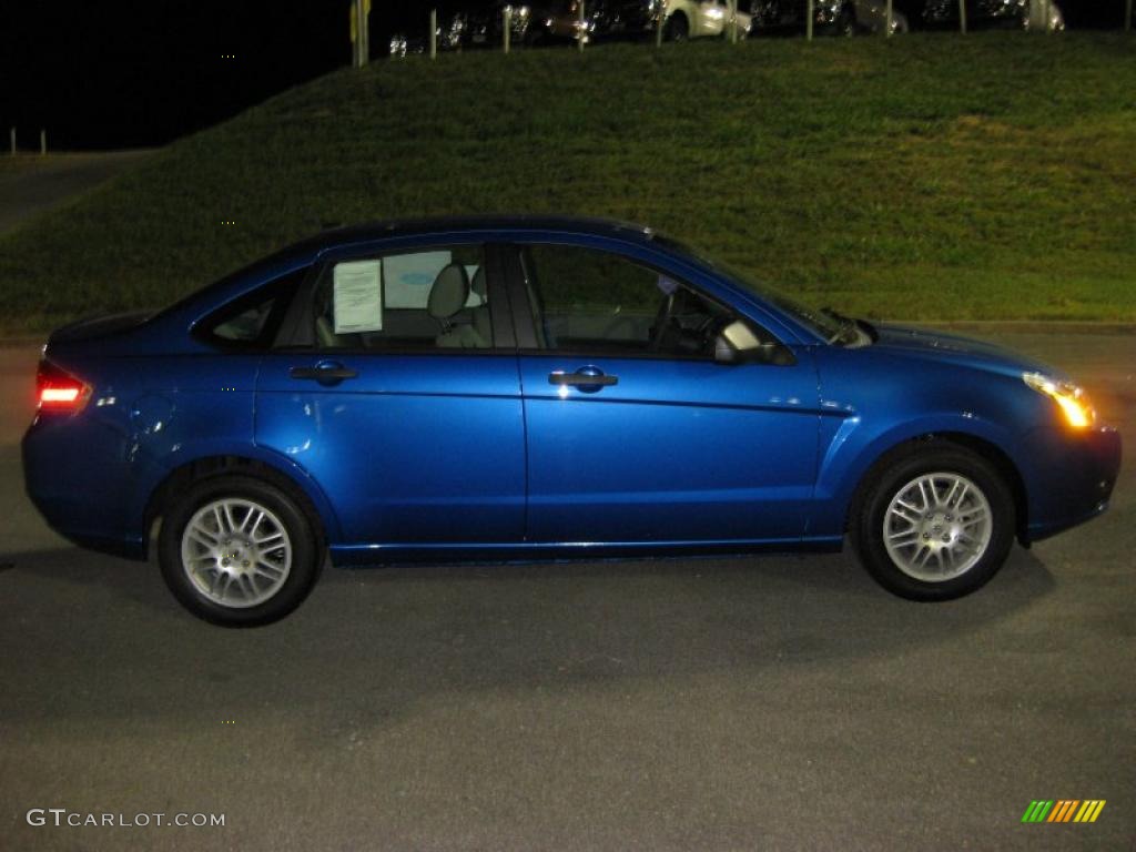 2011 Focus SE Sedan - Blue Flame Metallic / Medium Stone photo #5