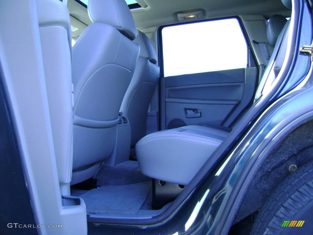 2005 Grand Cherokee Laredo 4x4 - Deep Beryl Green Pearl / Dark Khaki/Light Graystone photo #12