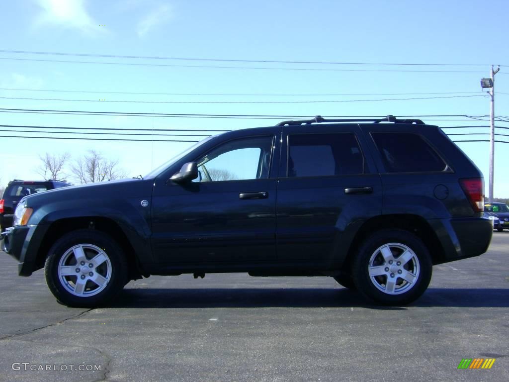 2005 Grand Cherokee Laredo 4x4 - Deep Beryl Green Pearl / Khaki photo #4