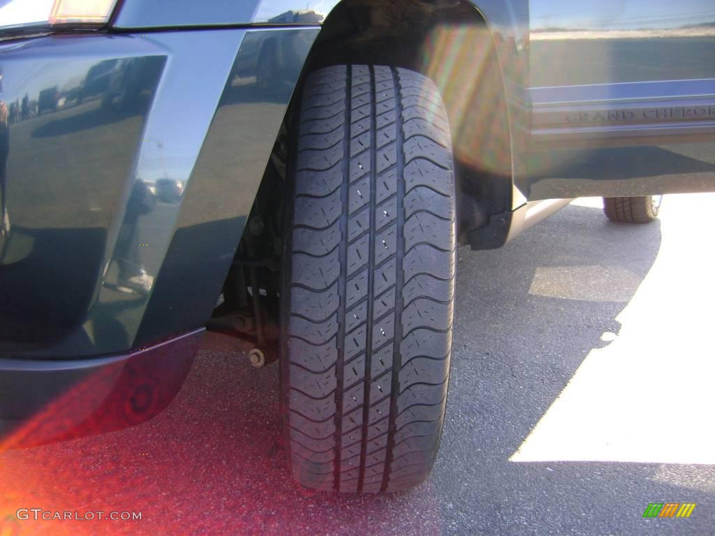 2005 Grand Cherokee Laredo 4x4 - Deep Beryl Green Pearl / Khaki photo #17