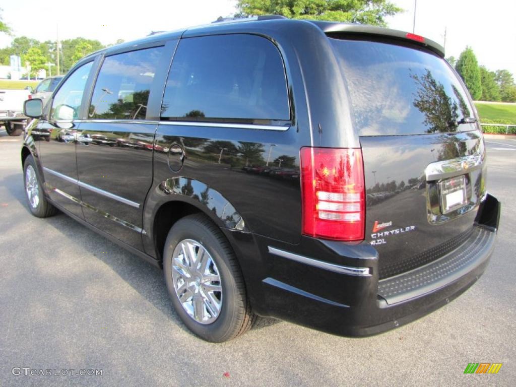 2010 Town & Country Limited - Brilliant Black Crystal Pearl / Medium Slate Gray/Light Shale photo #2