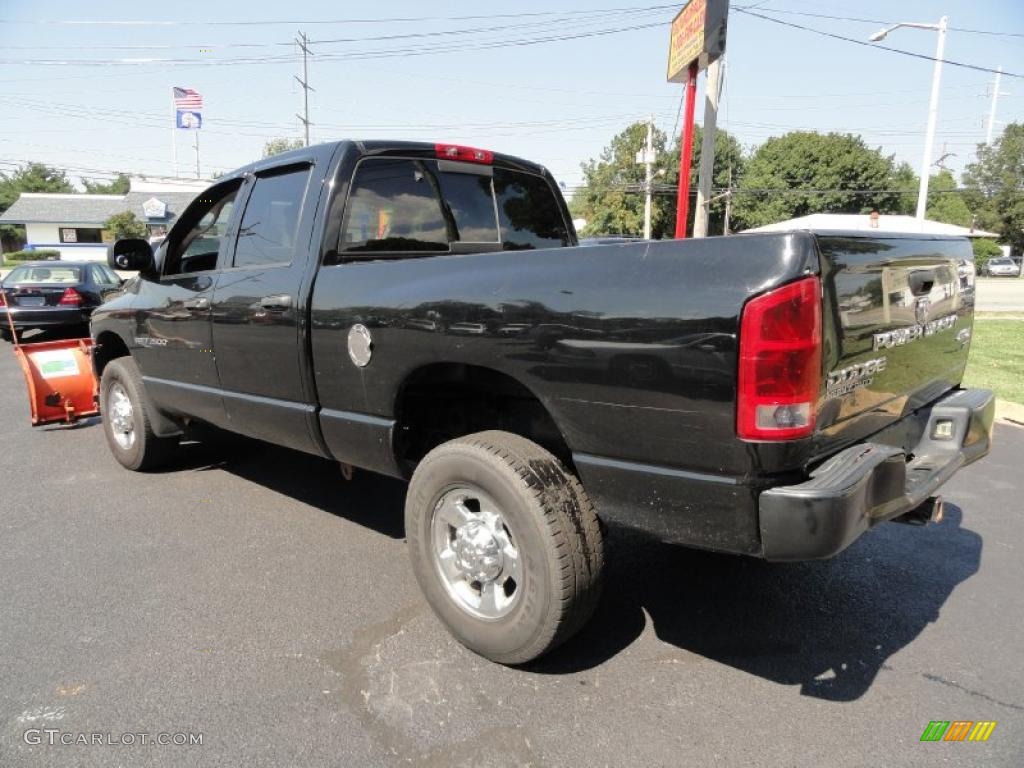 2003 Ram 2500 SLT Quad Cab 4x4 - Black / Dark Slate Gray photo #4