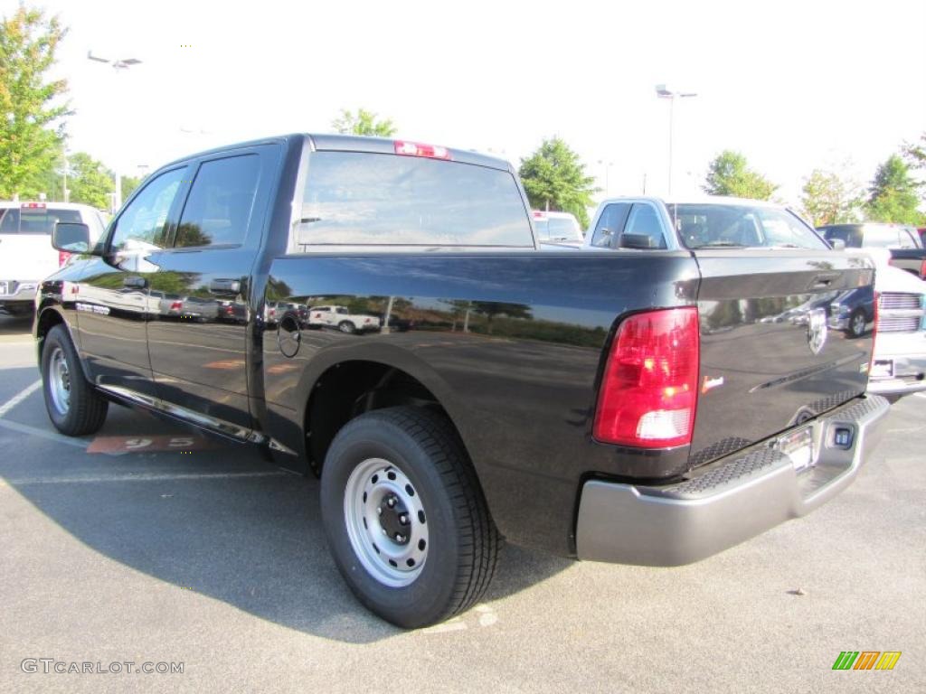 2011 Ram 1500 ST Crew Cab - Brilliant Black Crystal Pearl / Dark Slate Gray/Medium Graystone photo #2