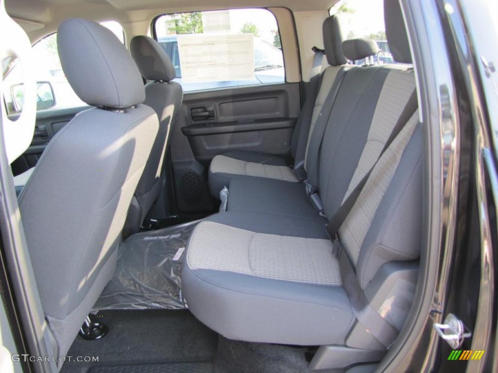 2011 Ram 1500 ST Crew Cab - Brilliant Black Crystal Pearl / Dark Slate Gray/Medium Graystone photo #7