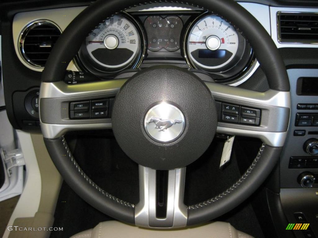 2011 Mustang V6 Premium Convertible - Performance White / Stone photo #23