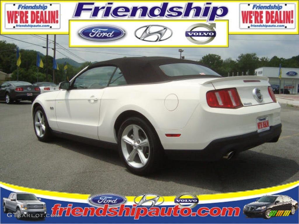 2011 Mustang GT Premium Convertible - Performance White / Charcoal Black photo #2
