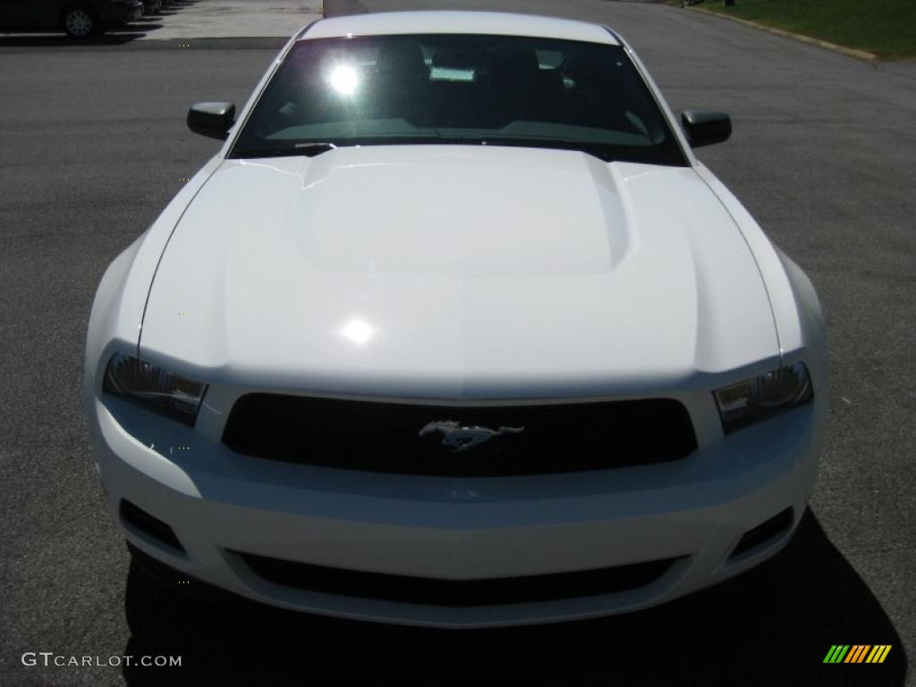 2011 Mustang V6 Coupe - Performance White / Charcoal Black photo #3