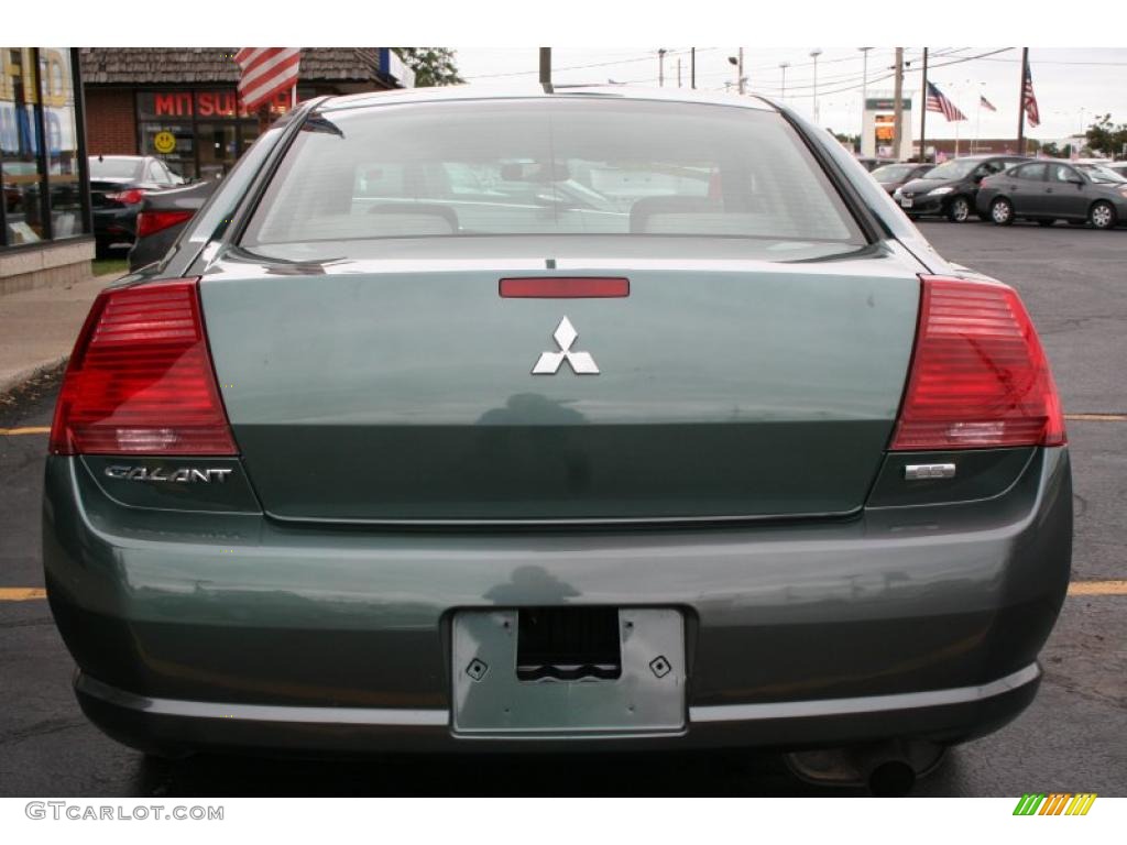 2004 Galant ES - Machine Green Metallic / Creme photo #20