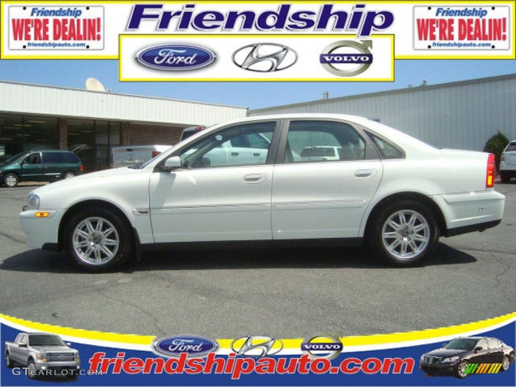 2005 S80 2.5T - Ice White / Light Taupe photo #1