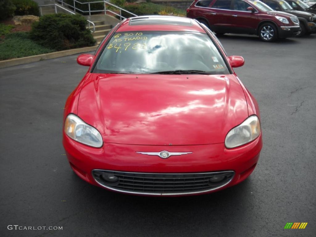 2001 Sebring LXi Coupe - Indy Red / Black/Light Gray photo #2