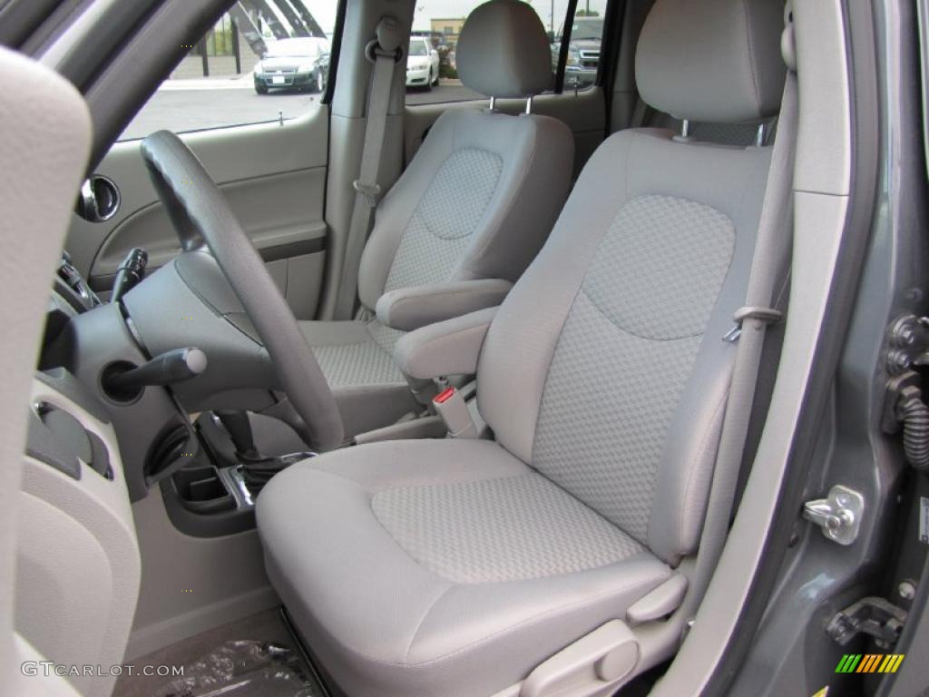 2009 HHR LS - Dark Gray Metallic / Gray photo #4