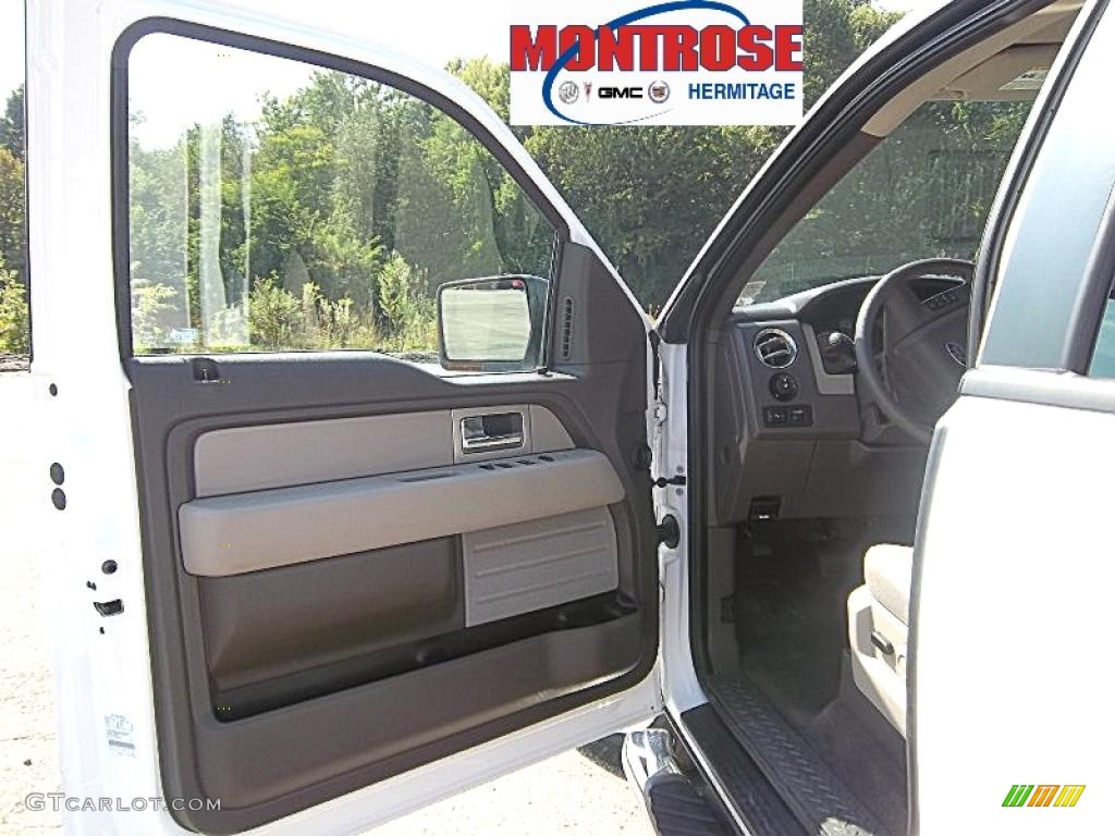 2010 F150 XLT SuperCab 4x4 - Oxford White / Medium Stone photo #19