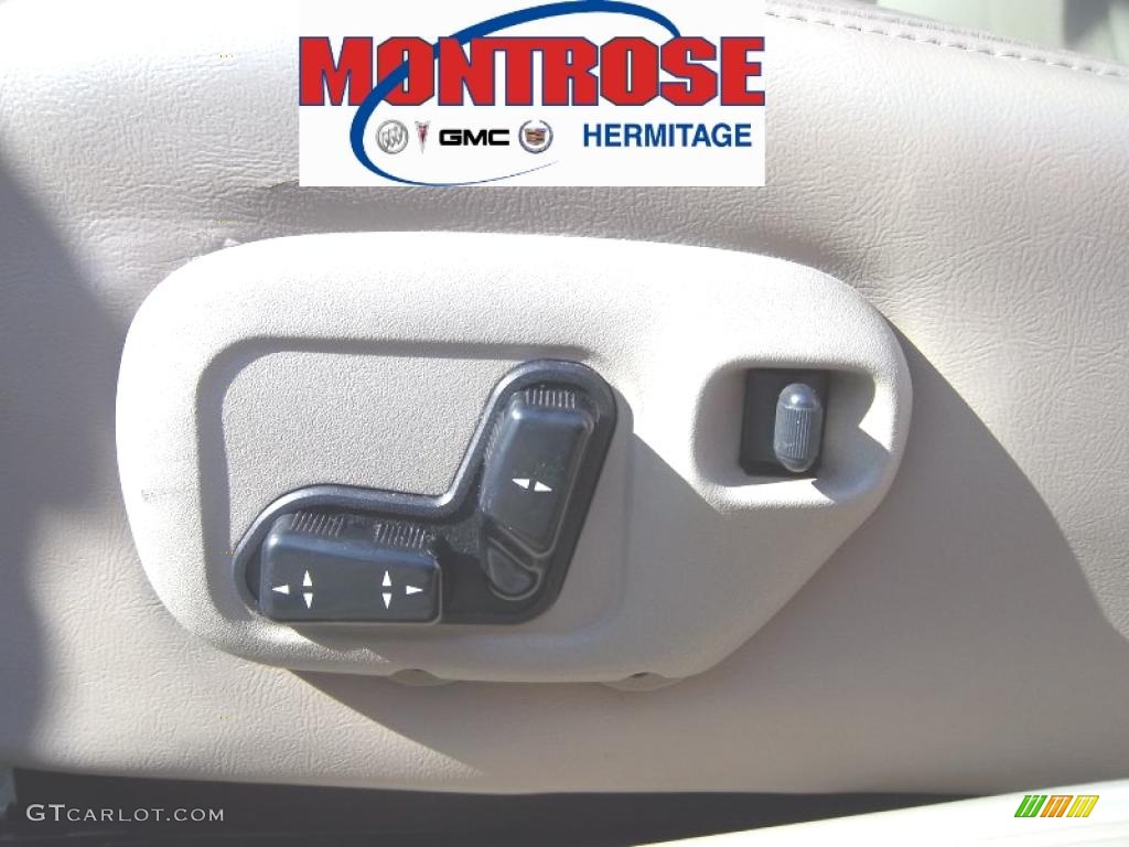 1998 Riviera Supercharged Coupe - Bright White / Taupe photo #20