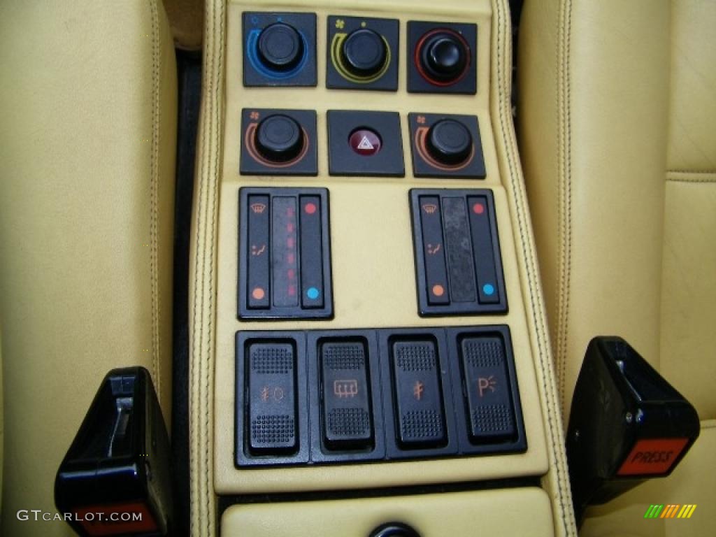 1989 Ferrari 328 GTS Controls Photo #3618275