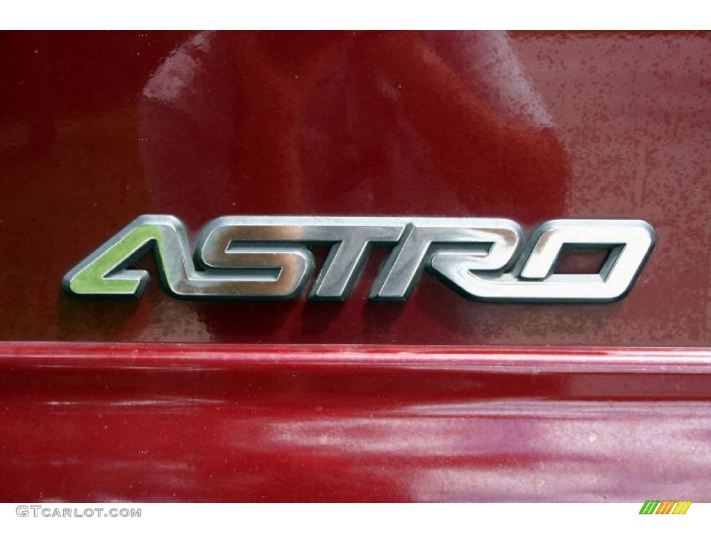 2002 Astro LS - Dark Carmine Red Metallic / Medium Gray photo #99