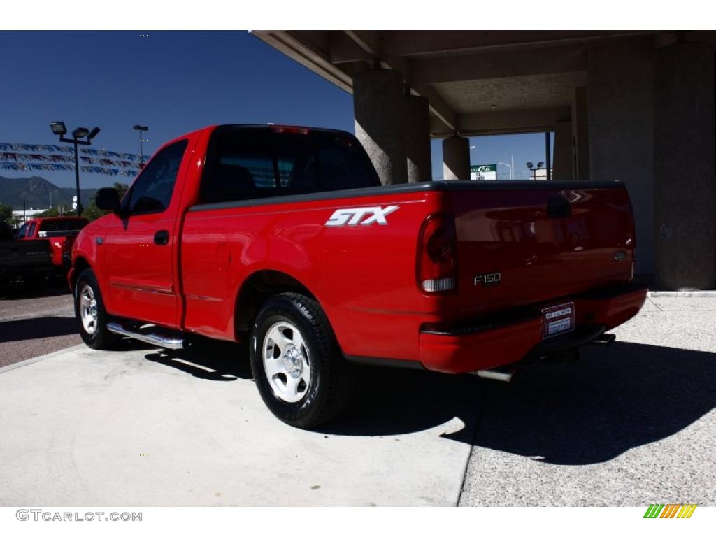 2004 F150 STX Heritage Regular Cab - Bright Red / Medium Graphite photo #5