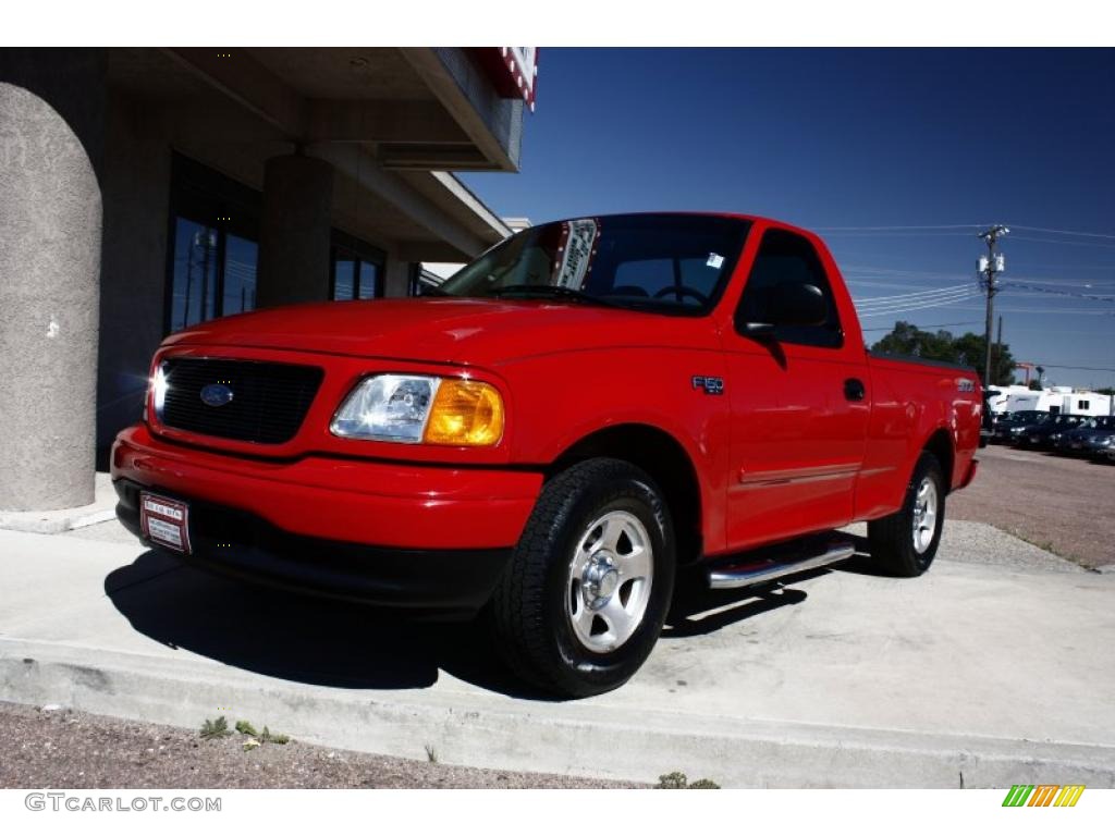 2004 F150 STX Heritage Regular Cab - Bright Red / Medium Graphite photo #12