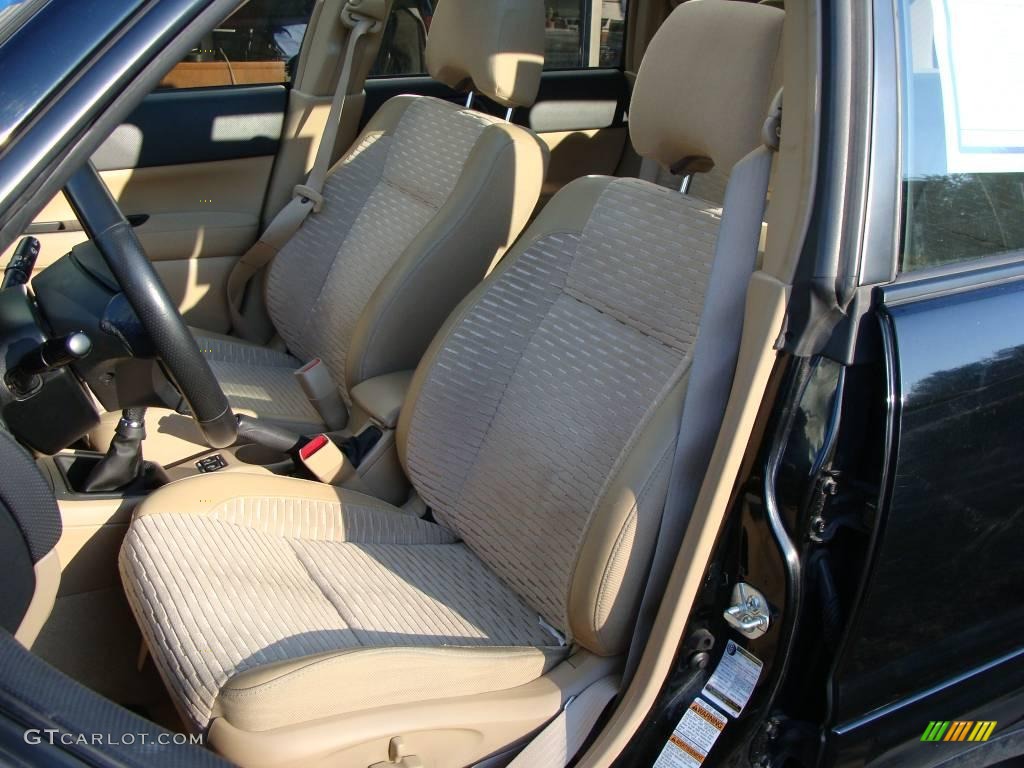 2005 Forester 2.5 XS - Obsidian Black Pearl / Beige photo #11
