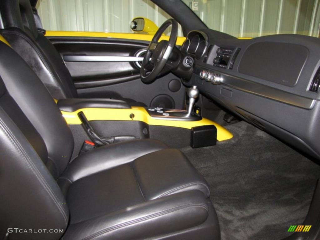 2004 SSR  - Slingshot Yellow / Ebony photo #11