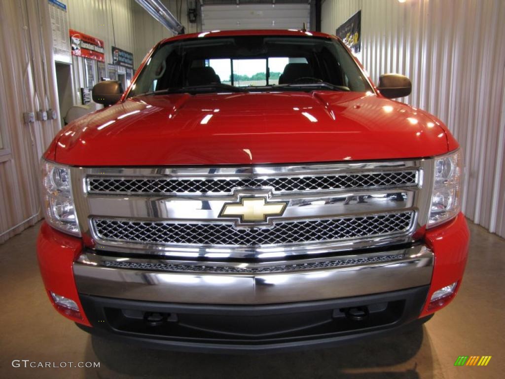 2008 Silverado 1500 LT Extended Cab 4x4 - Victory Red / Ebony photo #2