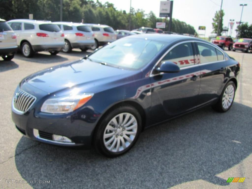 2011 Regal CXL - Majestic Blue Metallic / Ebony photo #3