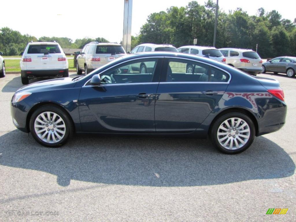 2011 Regal CXL - Majestic Blue Metallic / Ebony photo #4