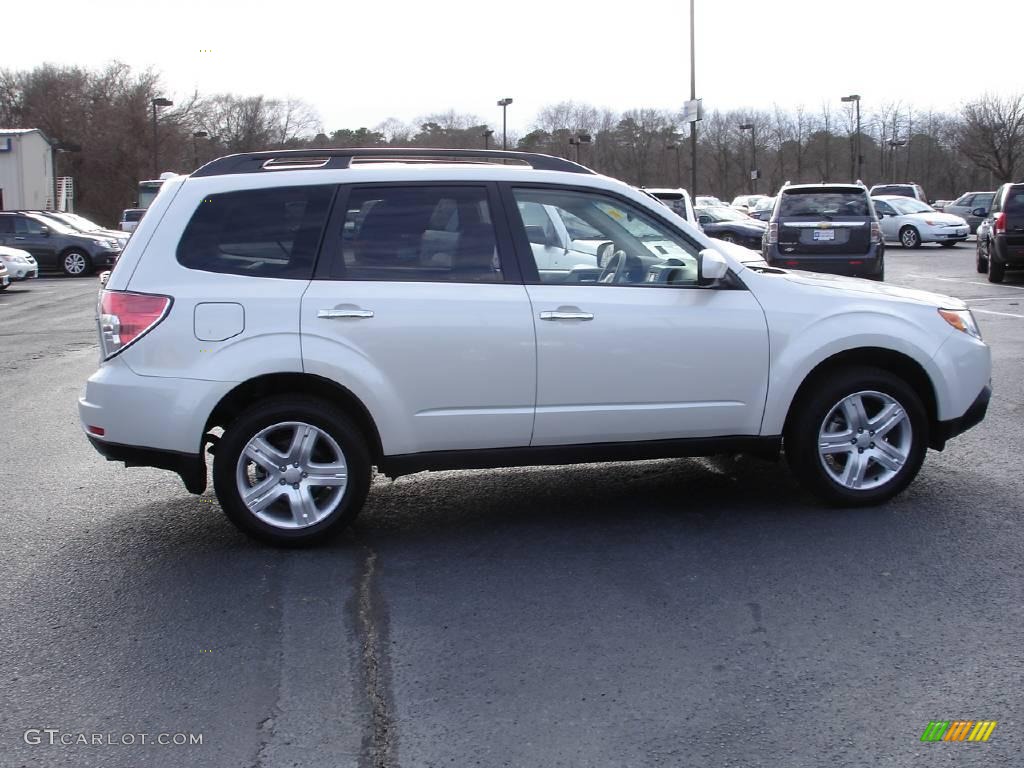 2009 Forester 2.5 X Premium - Satin White Pearl / Platinum photo #3