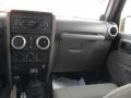 Black - Wrangler Unlimited Sahara 4x4 Photo No. 16