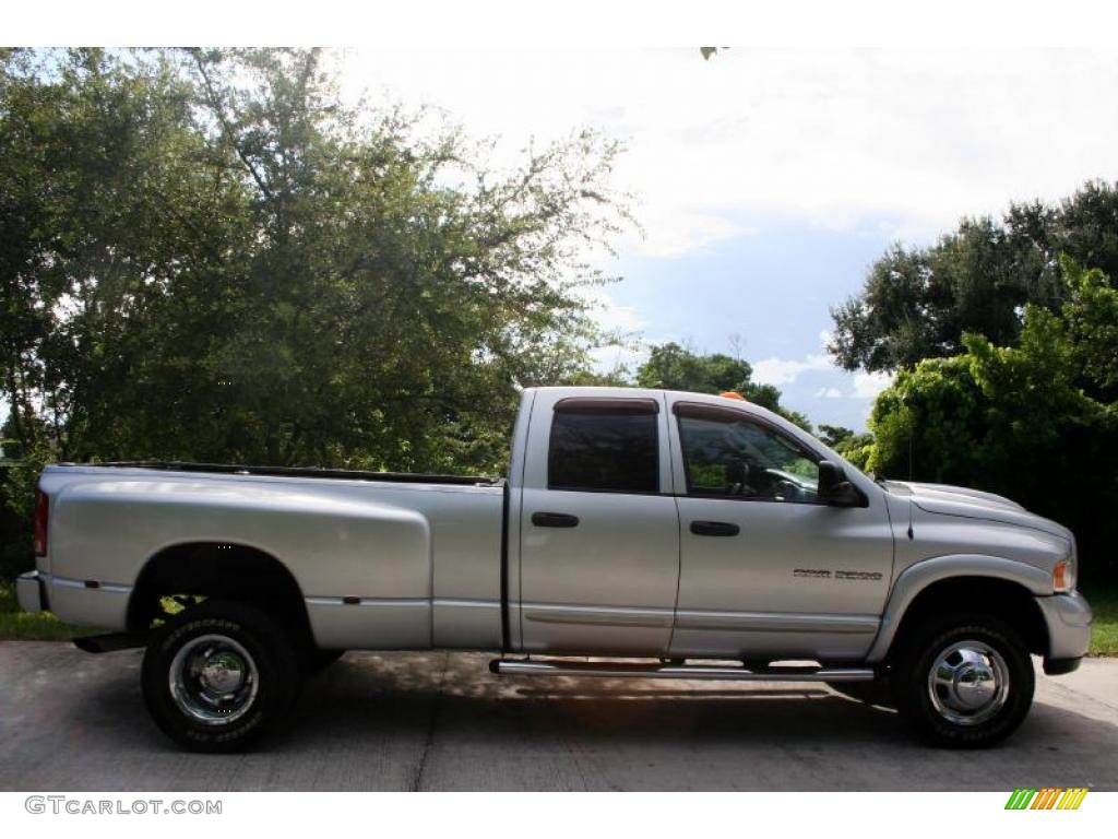 2004 Ram 3500 Laramie Quad Cab 4x4 Dually - Bright Silver Metallic / Dark Slate Gray photo #9