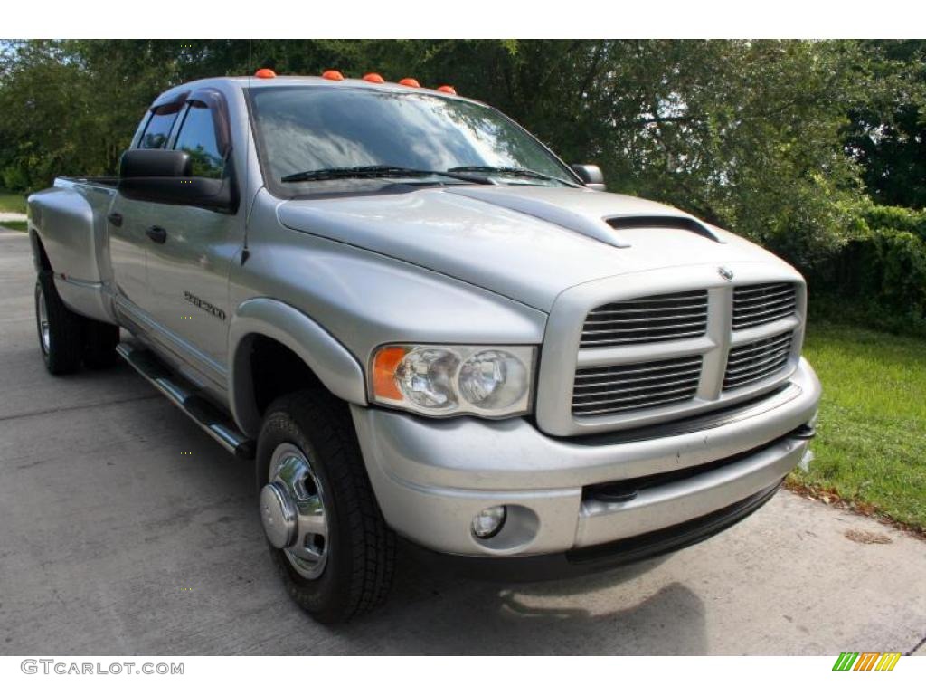 2004 Ram 3500 Laramie Quad Cab 4x4 Dually - Bright Silver Metallic / Dark Slate Gray photo #15