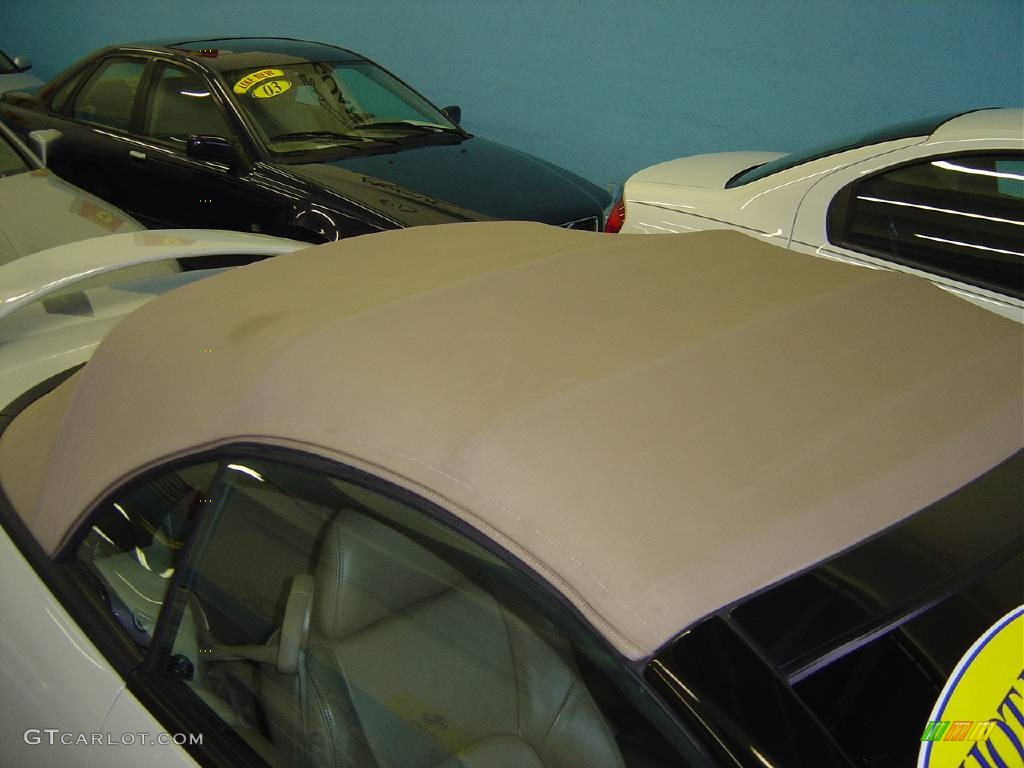 2001 Eclipse Spyder GT - Dover White Pearl / Tan photo #14