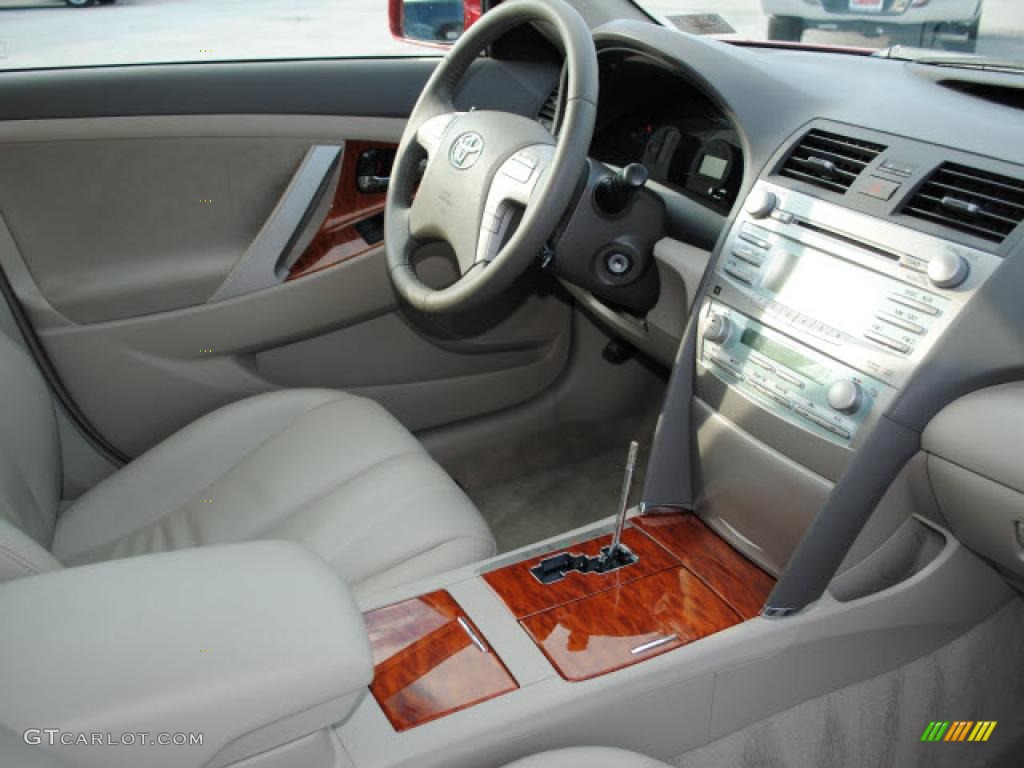 2008 Camry XLE - Barcelona Red Metallic / Ash photo #9