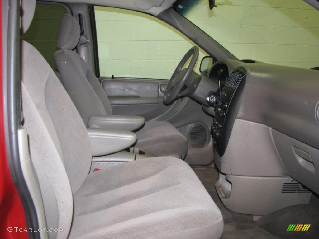 2003 Grand Caravan Sport - Inferno Red Tinted Pearl / Gray photo #14