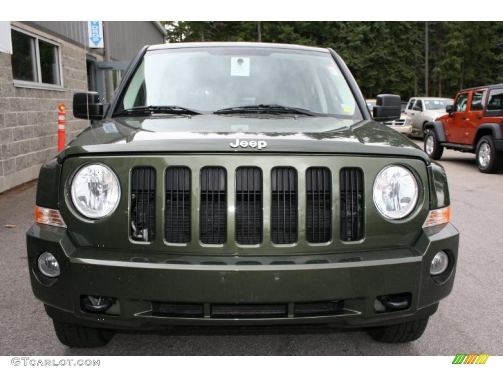 2007 Patriot Sport 4x4 - Jeep Green Metallic / Pastel Slate Gray photo #13