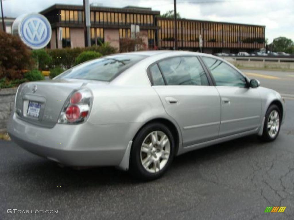 2005 Altima 2.5 S - Sheer Silver Metallic / Frost Gray photo #3