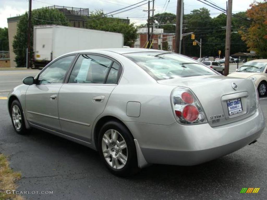 2005 Altima 2.5 S - Sheer Silver Metallic / Frost Gray photo #5