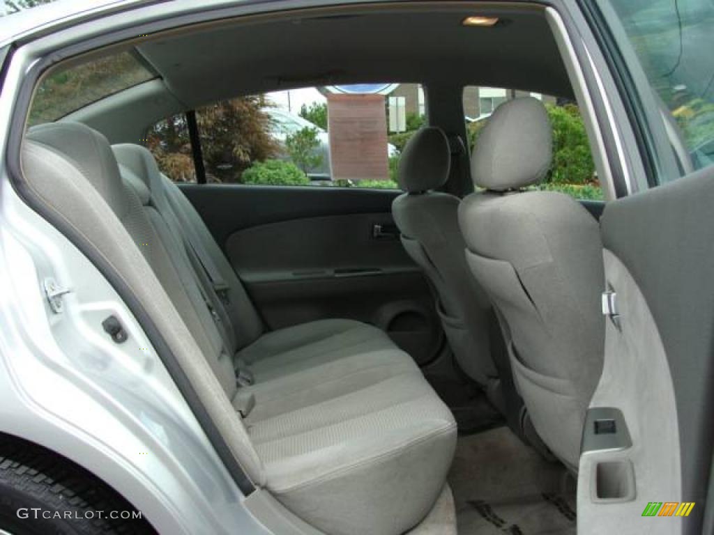 2005 Altima 2.5 S - Sheer Silver Metallic / Frost Gray photo #12