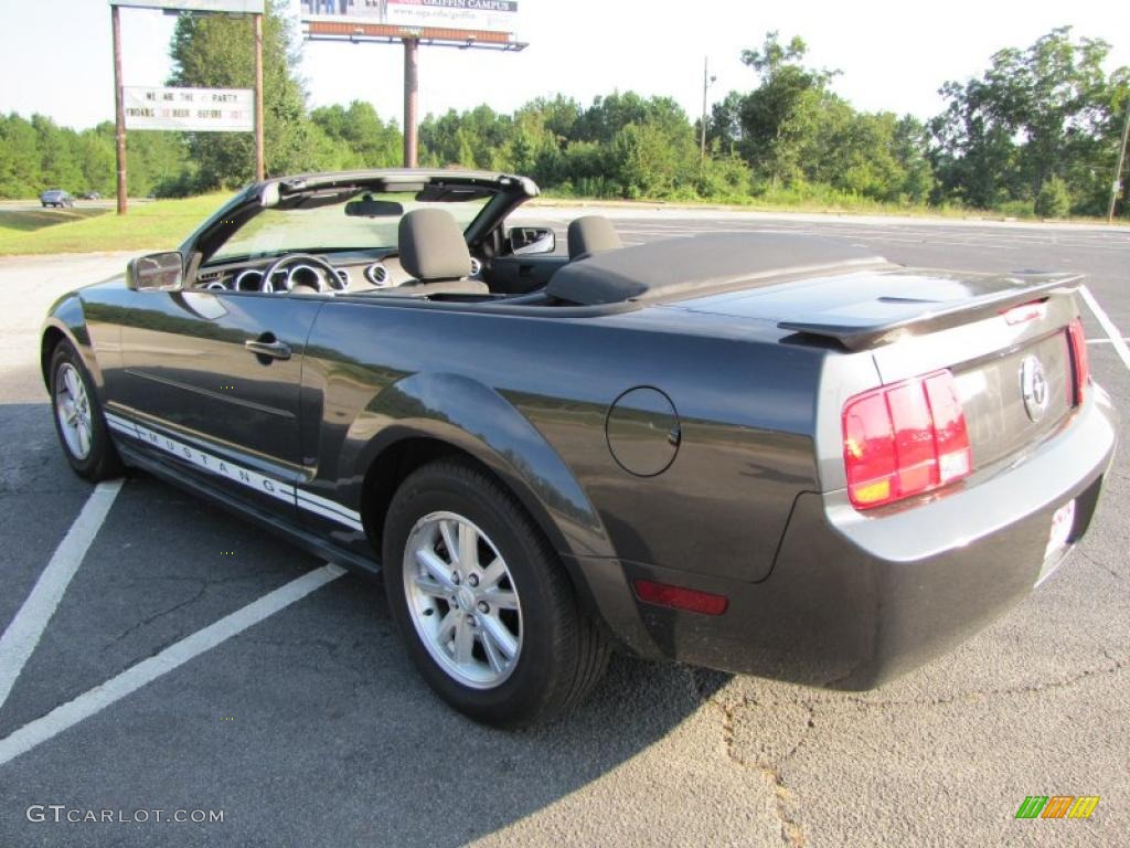2007 Mustang V6 Deluxe Convertible - Alloy Metallic / Dark Charcoal photo #5