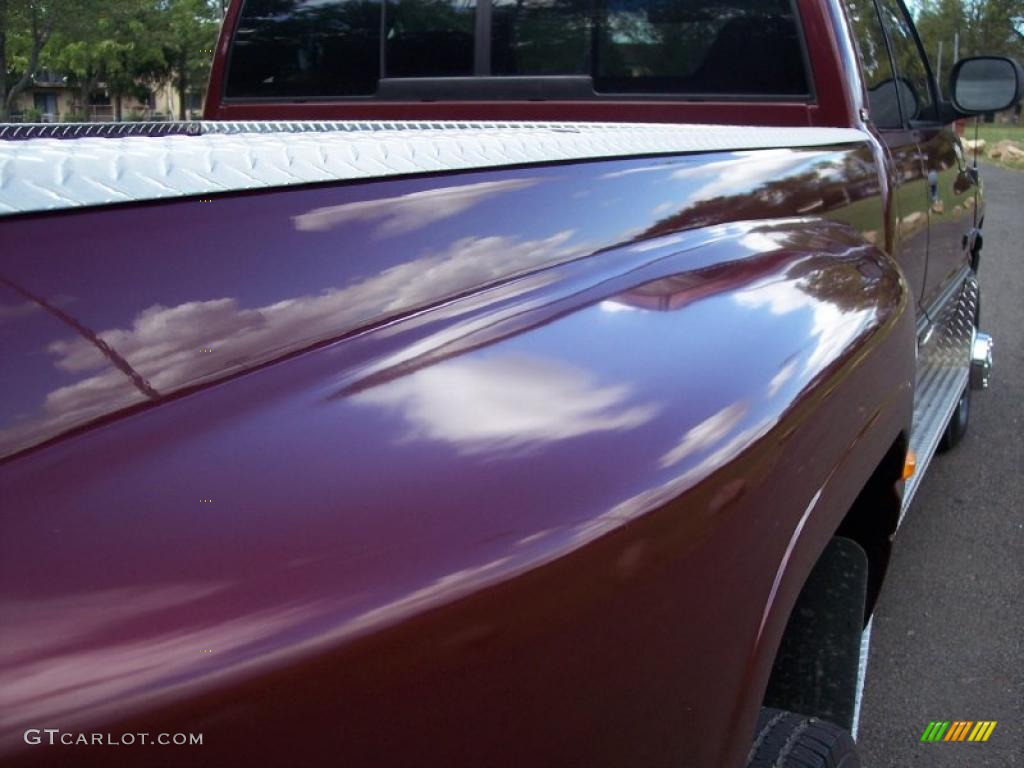 2000 Ram 3500 SLT Extended Cab 4x4 Dually - Dark Garnet Red Pearl / Mist Gray photo #29