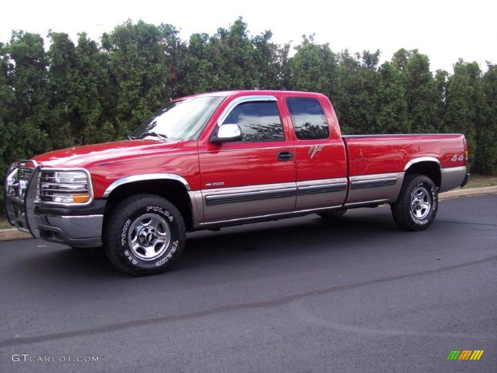 1999 Silverado 1500 LS Extended Cab 4x4 - Victory Red / Graphite photo #1