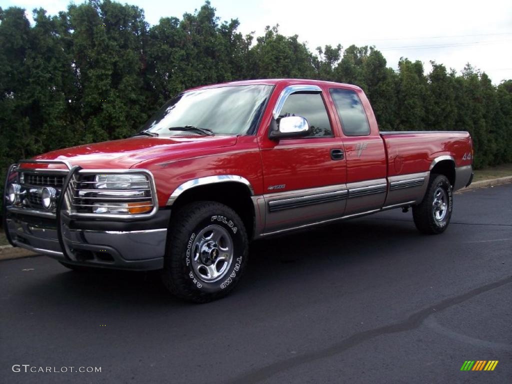 1999 Silverado 1500 LS Extended Cab 4x4 - Victory Red / Graphite photo #2